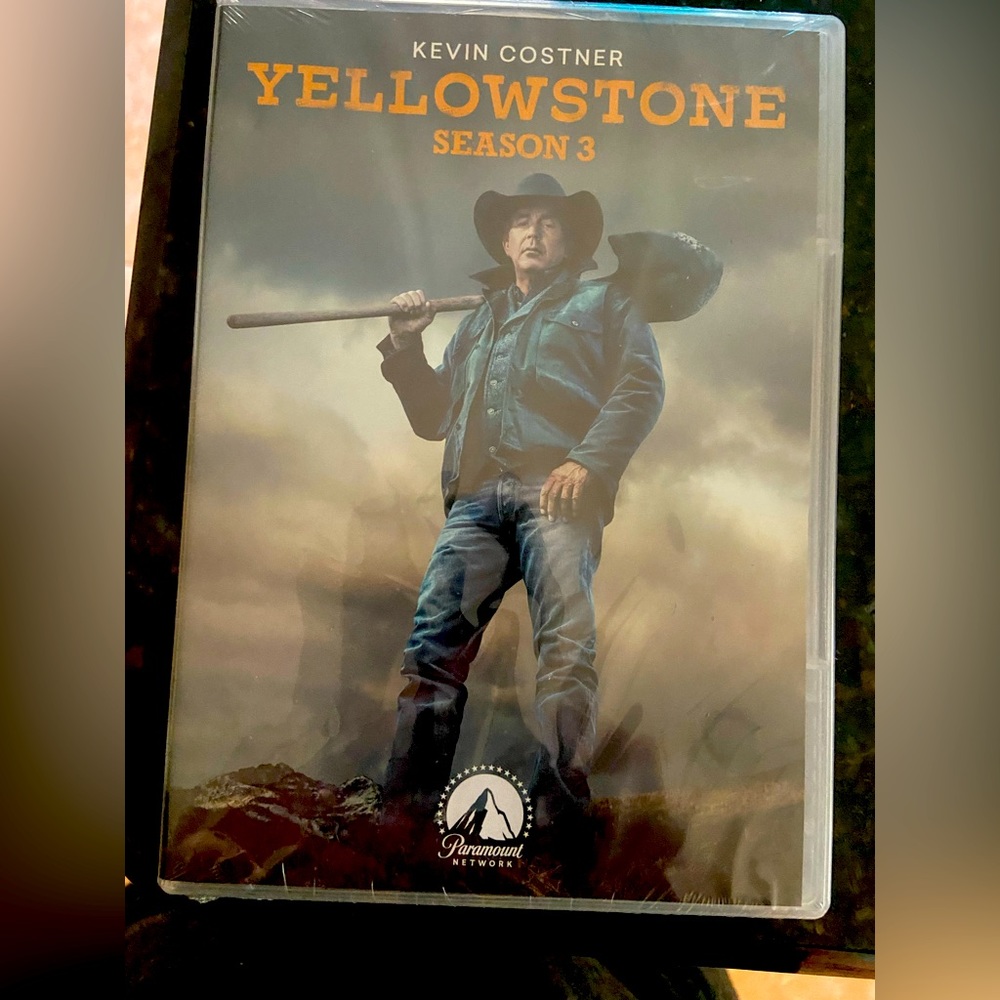 Yellowstone Season 3 DVD
